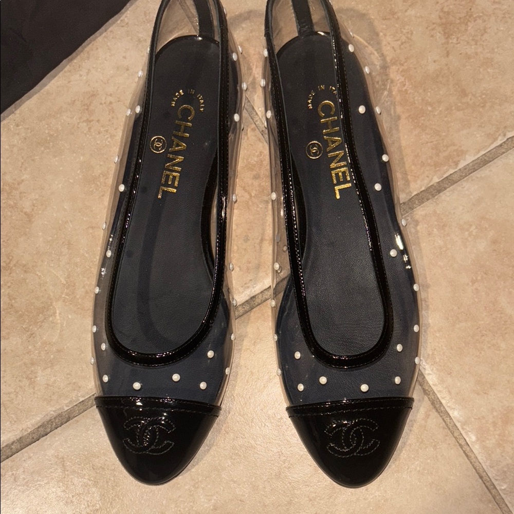 ✨CHANEL Calfskin Pearl Ballerina Flats 🥿